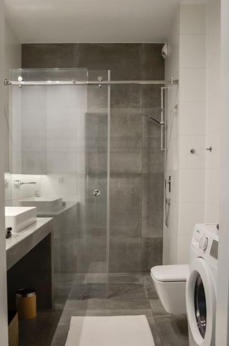Platinum Jaglana Apartment - Wyspa Spichrzow グダニスク エクステリア 写真